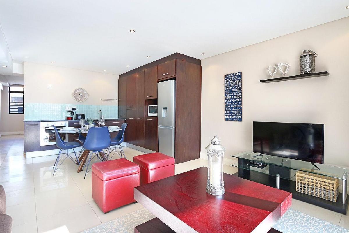Eden On The Bay 118 By Hostagents Appartement Bloubergstrand Buitenkant foto