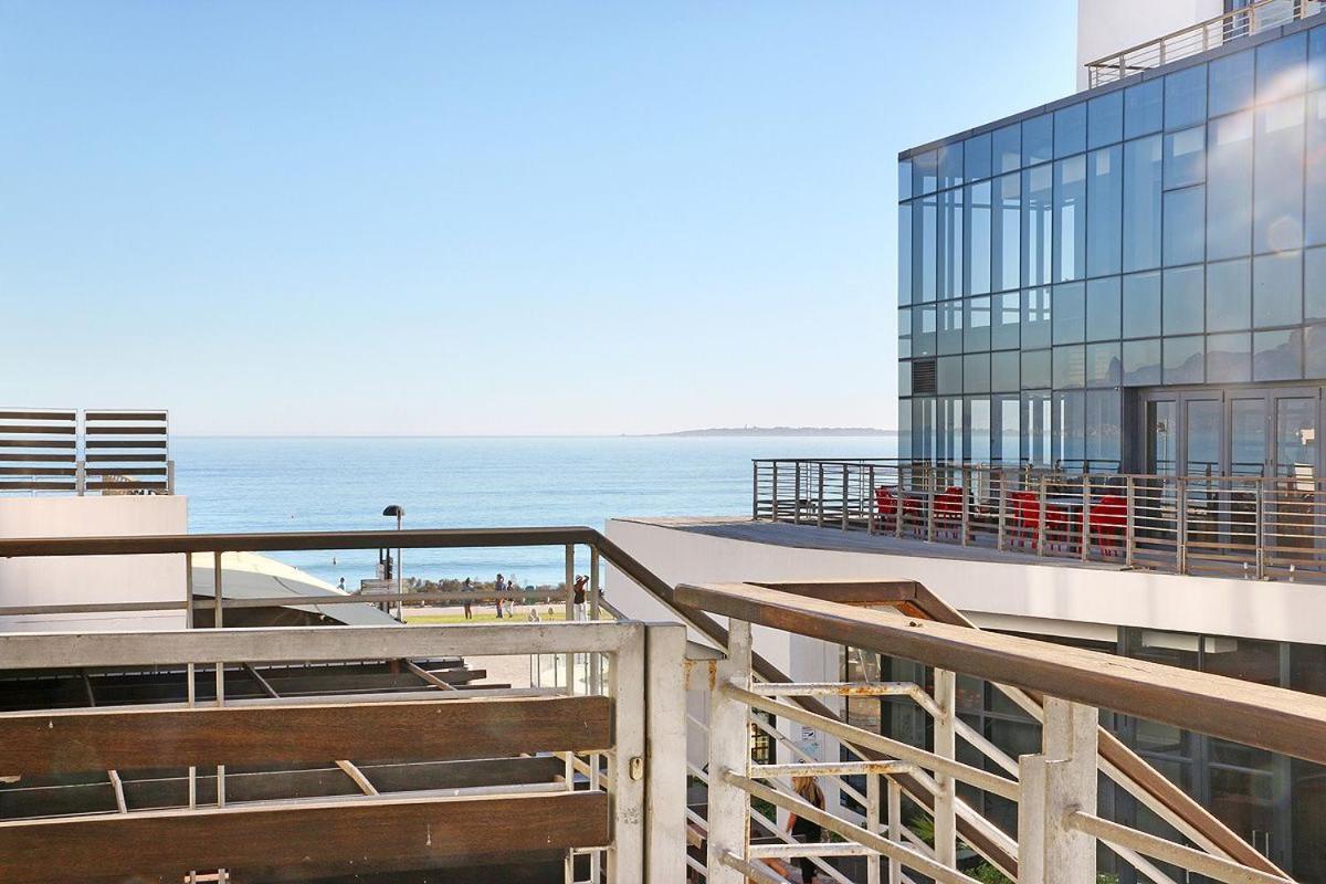 Eden On The Bay 118 By Hostagents Appartement Bloubergstrand Buitenkant foto