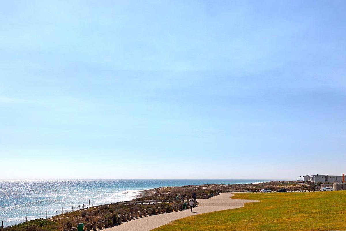 Eden On The Bay 118 By Hostagents Appartement Bloubergstrand Buitenkant foto