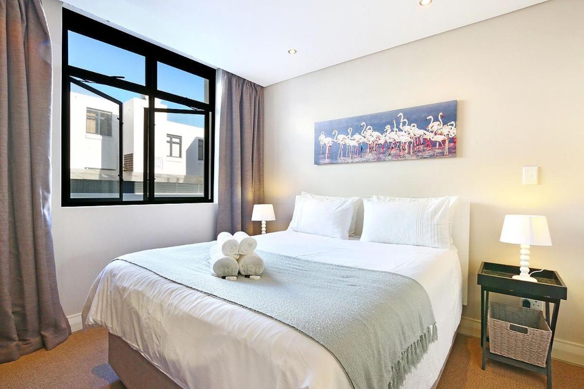 Eden On The Bay 118 By Hostagents Appartement Bloubergstrand Buitenkant foto