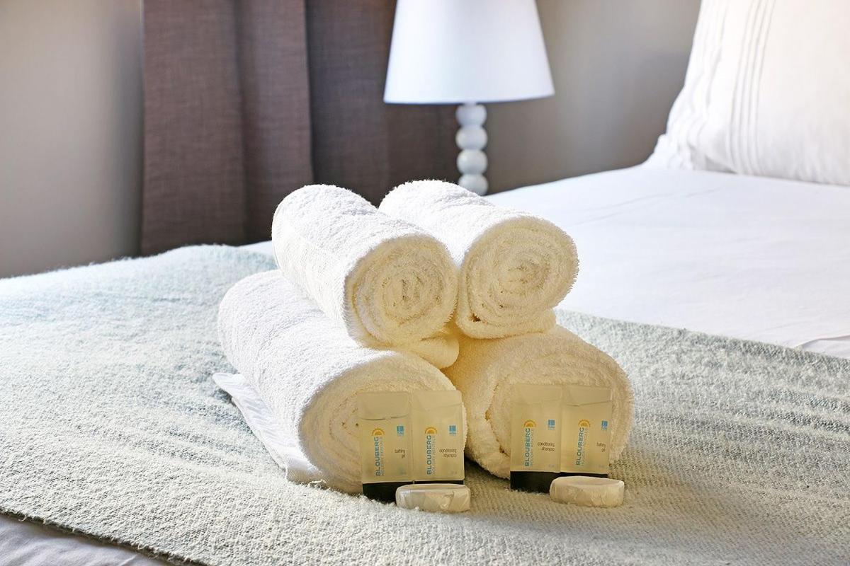 Eden On The Bay 118 By Hostagents Appartement Bloubergstrand Buitenkant foto