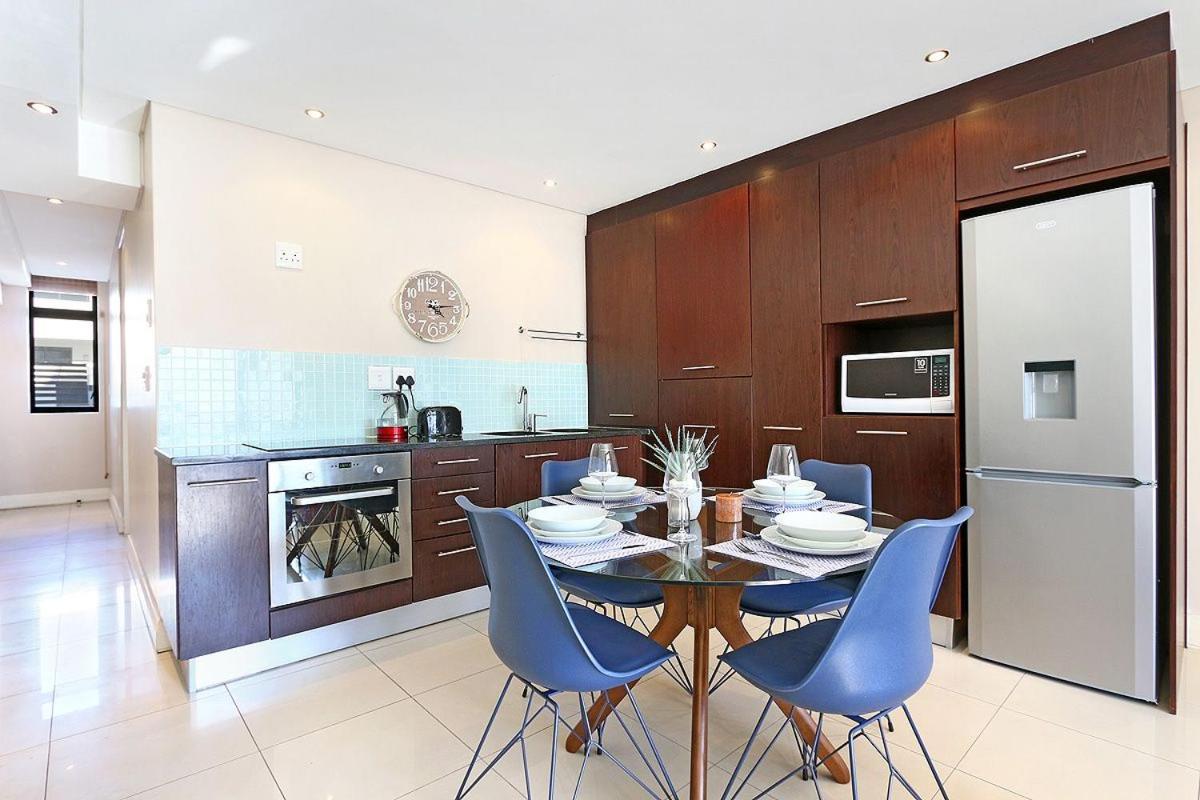 Eden On The Bay 118 By Hostagents Appartement Bloubergstrand Buitenkant foto